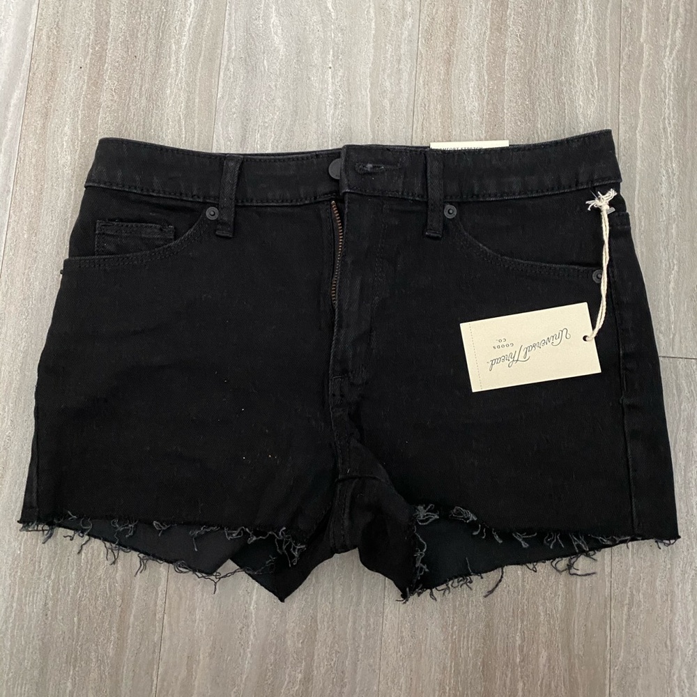 Universal Thread Hi-Rise Shorts